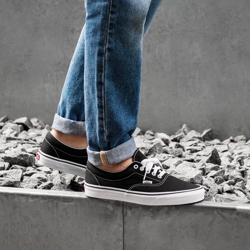 Vans classic clearance black white