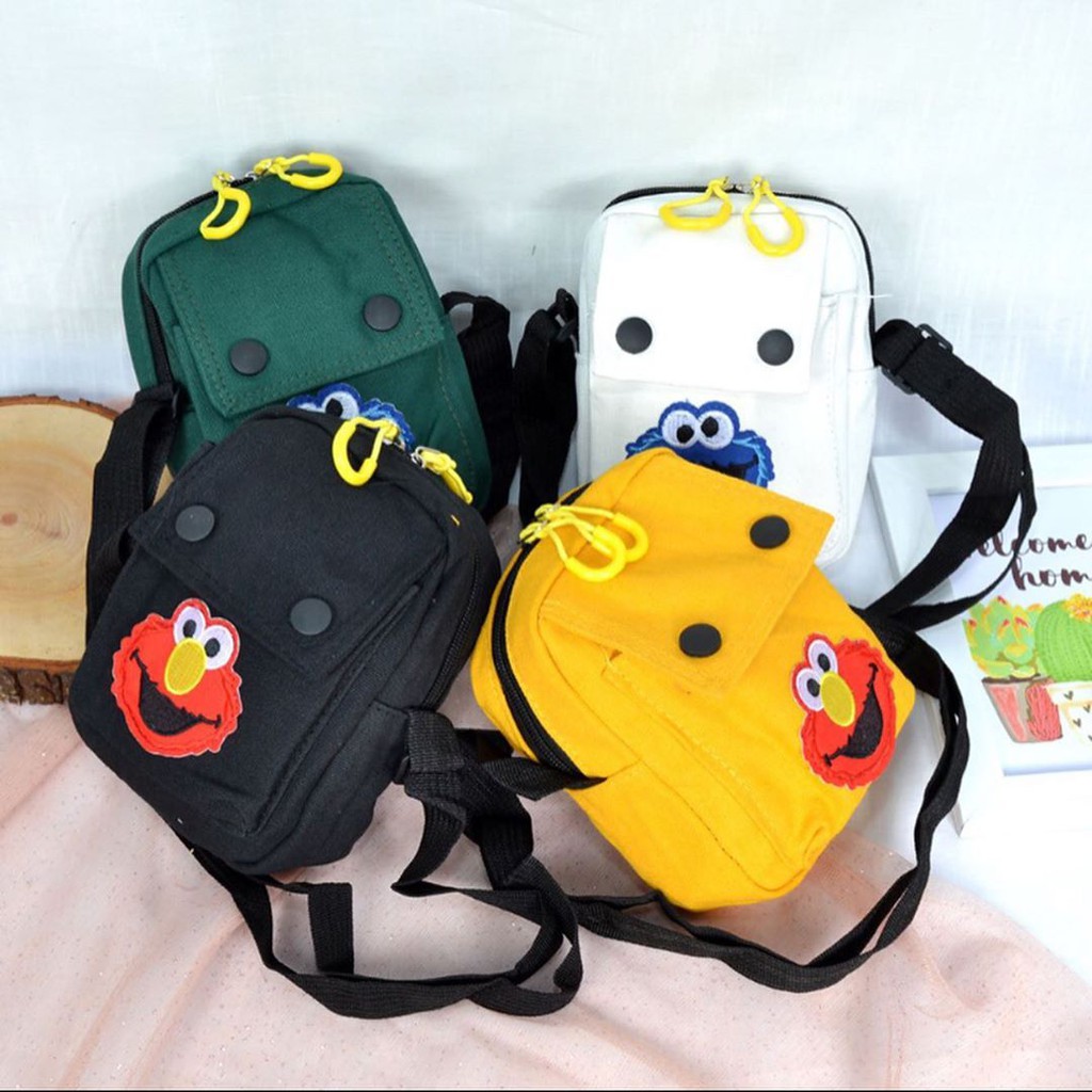 Elmo best sale sling bag