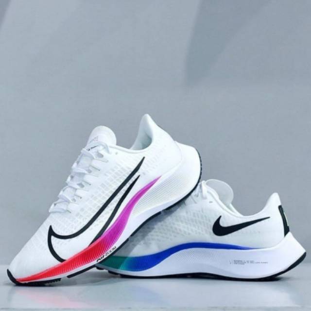 Sepatu nike 2025 air zoom pegasus