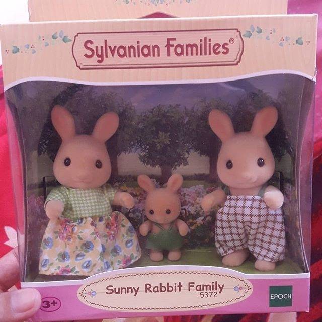 Jual Sylvanian Families Sunny Rabbit Family | Shopee Indonesia