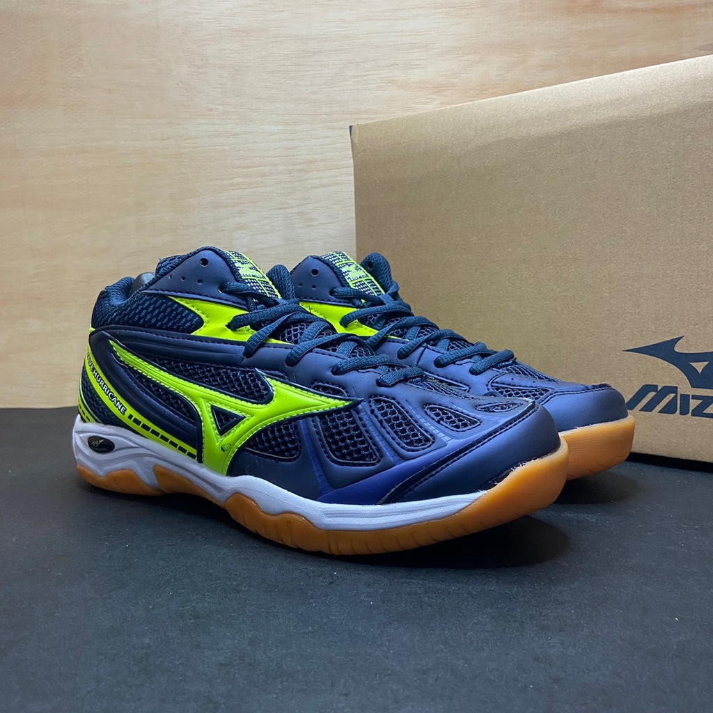 Mizuno wave store hurricane navy