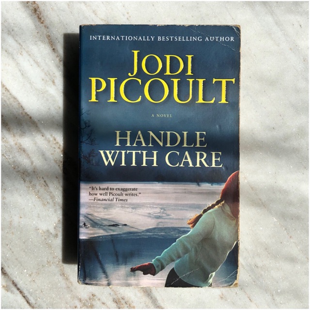 Jual Handle with Care Jodi Picoult Shopee Indonesia