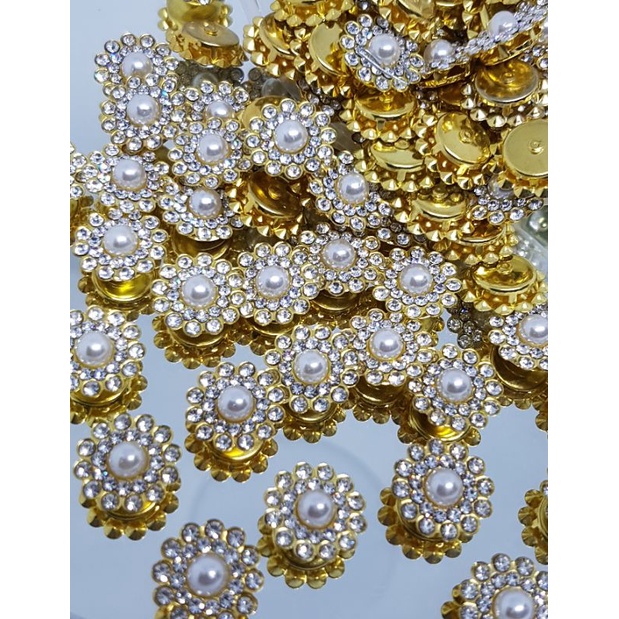 Jual Crystal Bunga Mutiara Bungkus Manik Payet | Shopee Indonesia