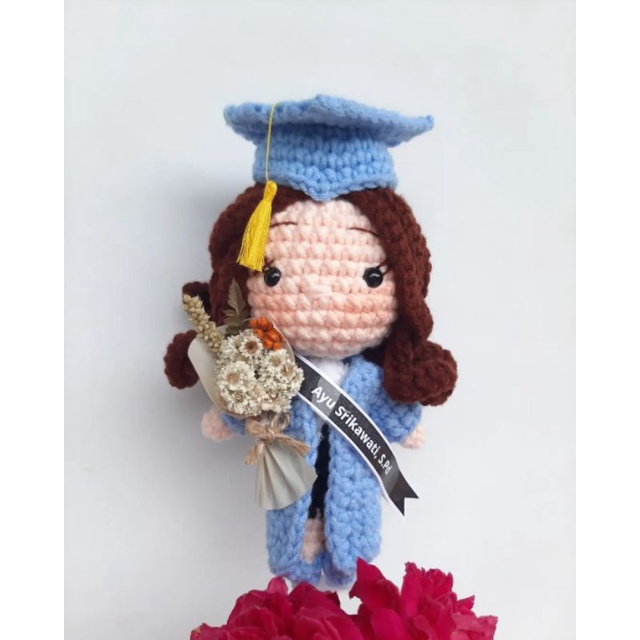 Jual Boneka Rajut Wisuda. Graduation Amigurumi. free stand. Rajuttangan ...