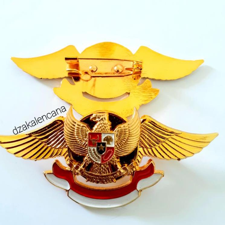 Jual Tren Terbaru Pin Garuda Pancasila | Shopee Indonesia