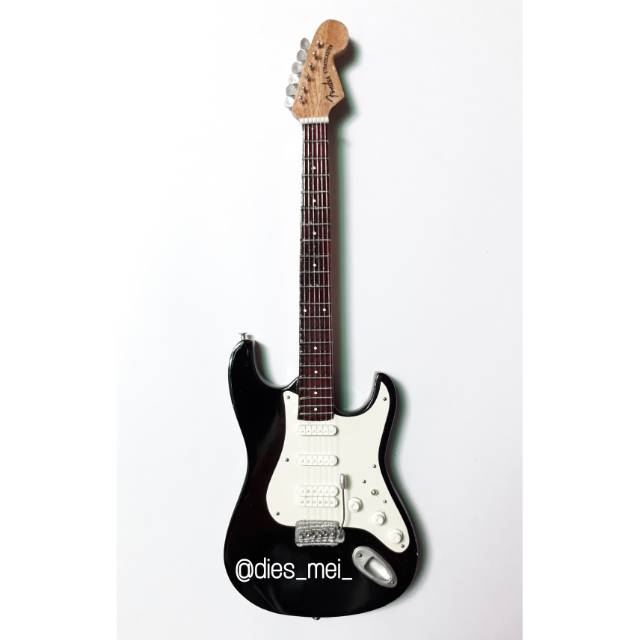 Jual DAY6 Instrument - Sungjin (Baron) | Shopee Indonesia
