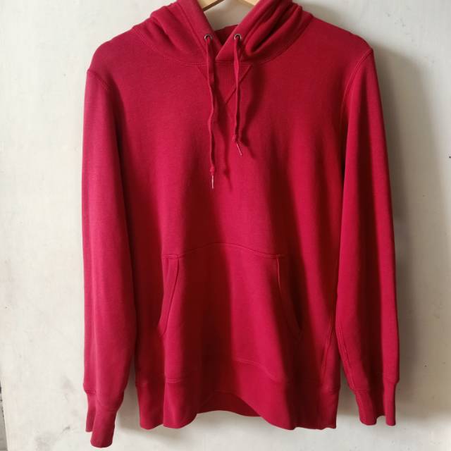 HOODIE UNIQLO RED ORIGINAL JAKET UNIQLO RED ORIGINAL