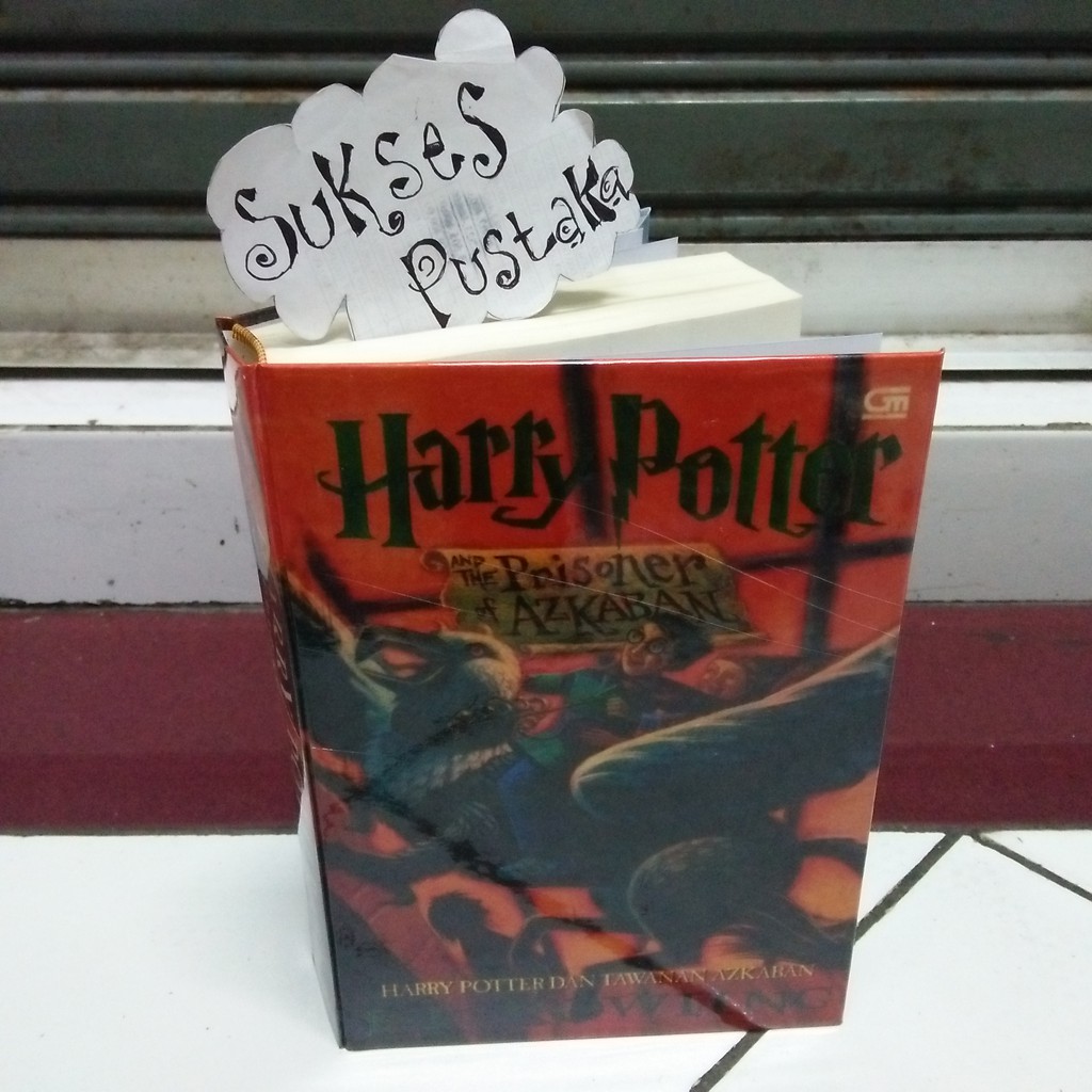 Jual NOVEL HARRY POTTER JILID 3 BAHASA INDONESIA DAN ENGLISH - JK ROWLING [ORIGINAL] | Shopee ...