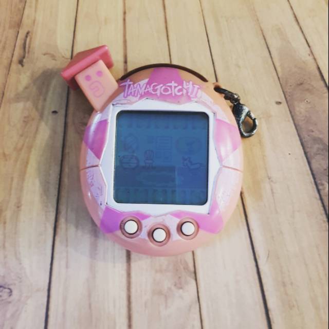 Tamagotchi Connection Familitchi 2004 - Jeux vidéo