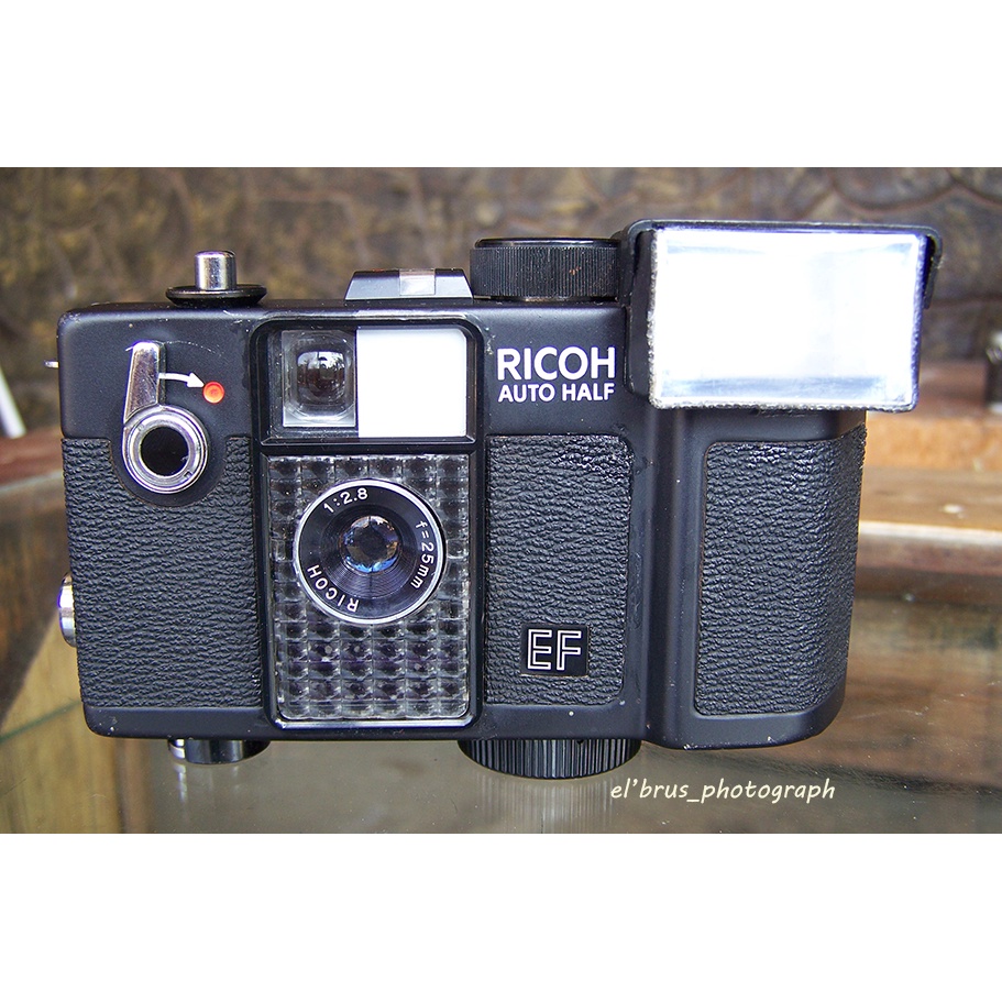 Jual kamera analog jadul RICOH auto half EF sehat code *00032