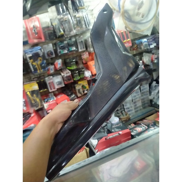 Jual Cover Aki Carbon All New R Vva V Original Yamaha Body Shopee