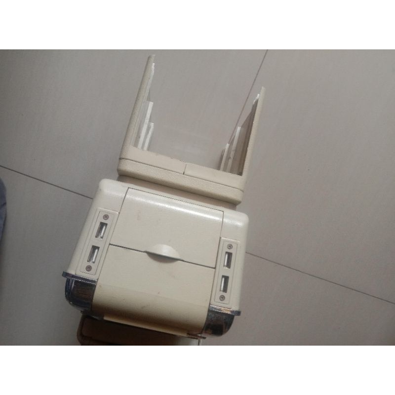 Jual armrest universal KONDISI BEKAS bisa utk ayla agya ertiga avanza