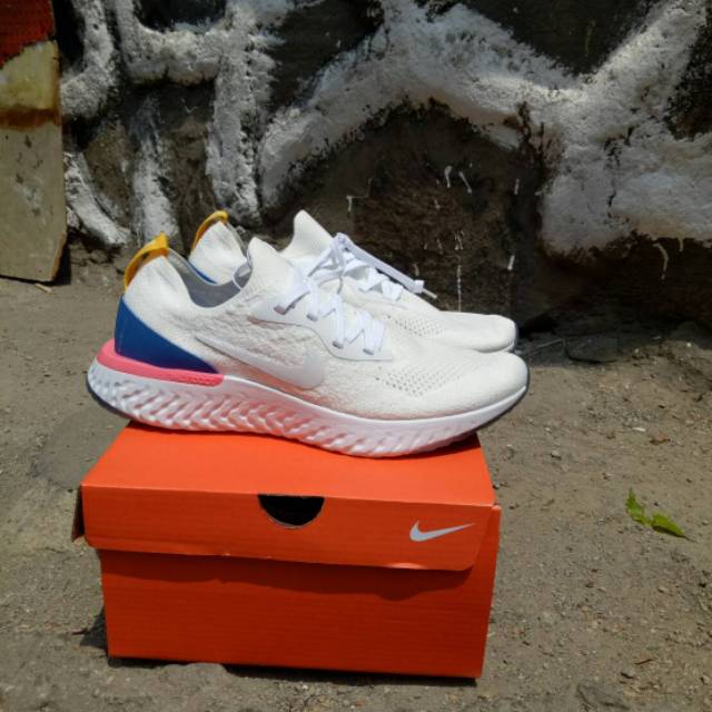 nike ashin black white