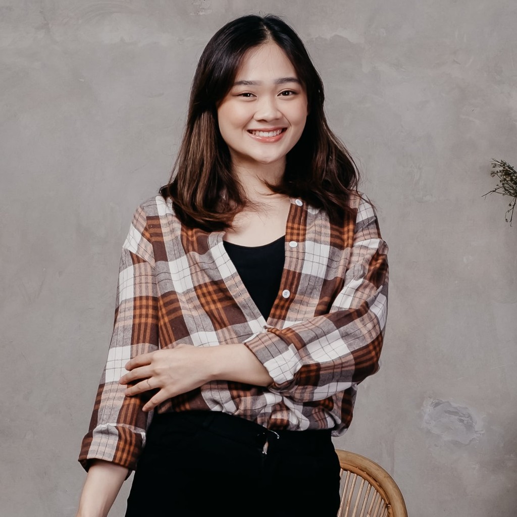 Noelle Flannel Womens Top in Clydebank