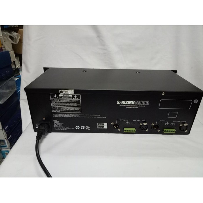 KLARK TEKNIK DN370 ステレオ30バンドグラフィックイコライザー