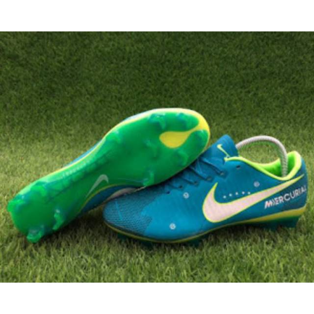 Sepatu bola nike store mercurial neymar