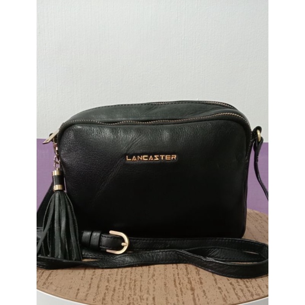 tas sling kulit brand lancaster Preloved