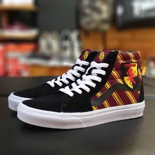 Gryffindor best sale sk8 hi