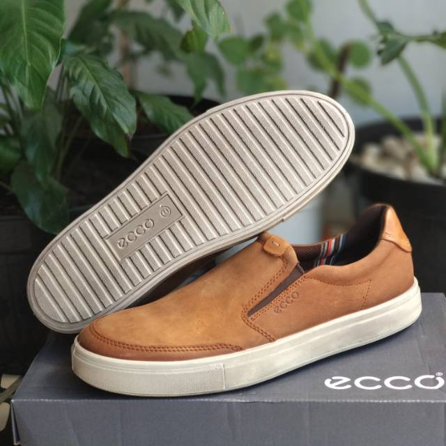 Ecco kyle cheap slip on