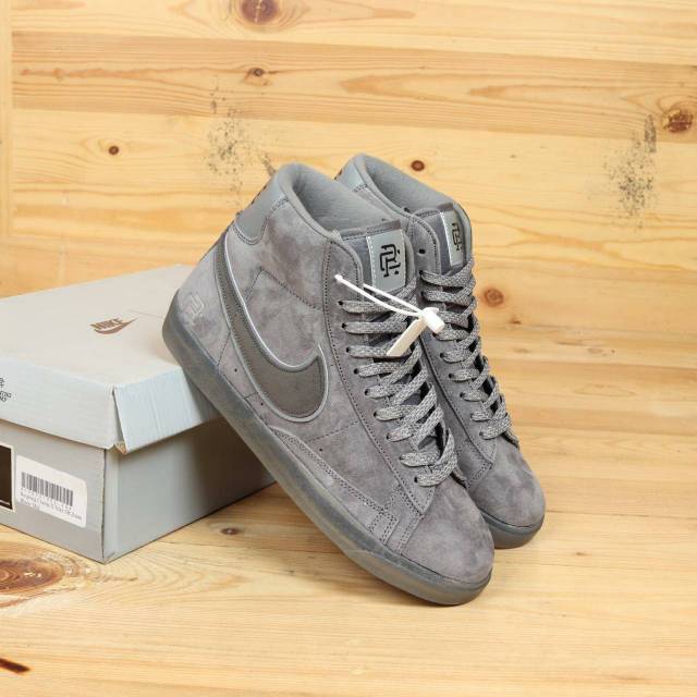 Nike blazer x reigning champ hotsell