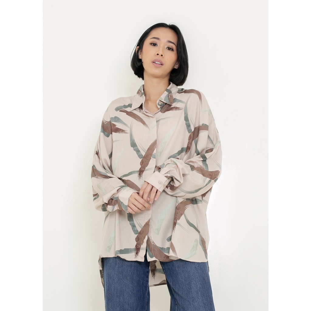 Jual Ixora Yoona Oversized Shirt - Kemeja Wanita Oversized Blouse ...