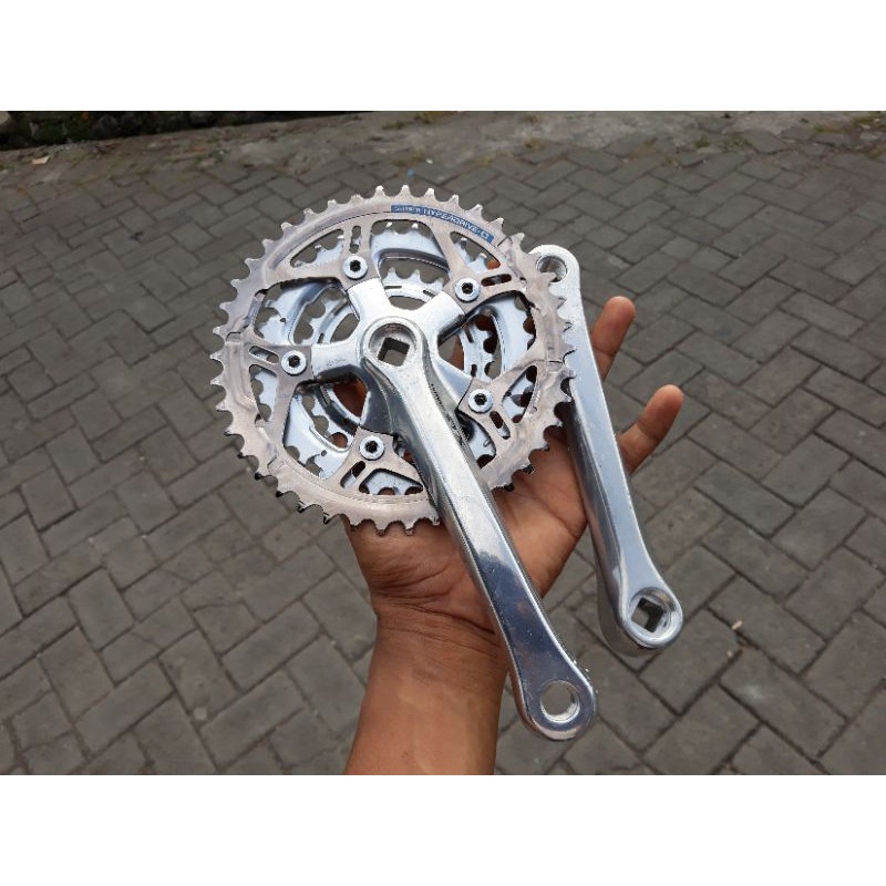 Shimano Pédalier 6/7/8v noir fc-m315-2 36/22t 175mm | 37.99 € - Culture Vélo