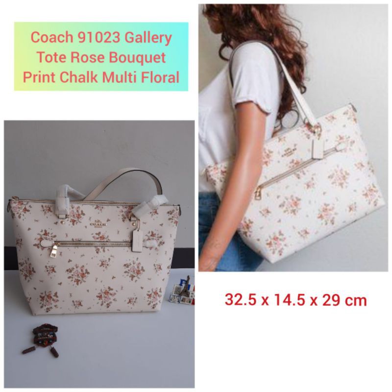 Gallery tote with rose best sale bouquet print