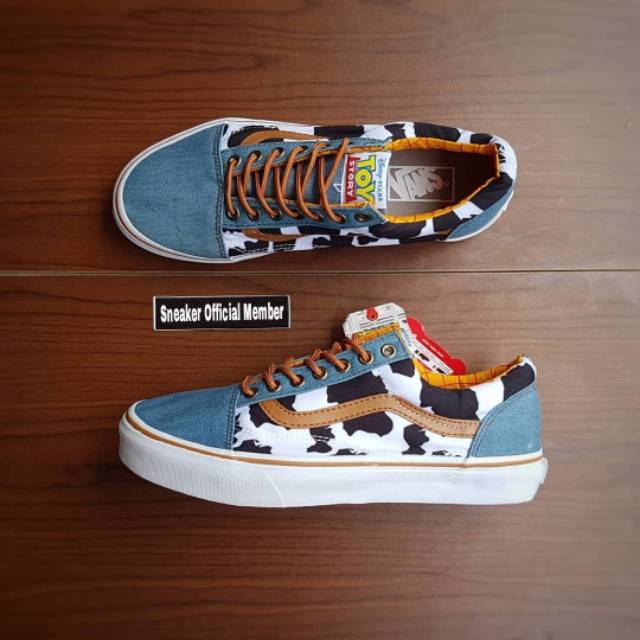 Jual vans sale toy story