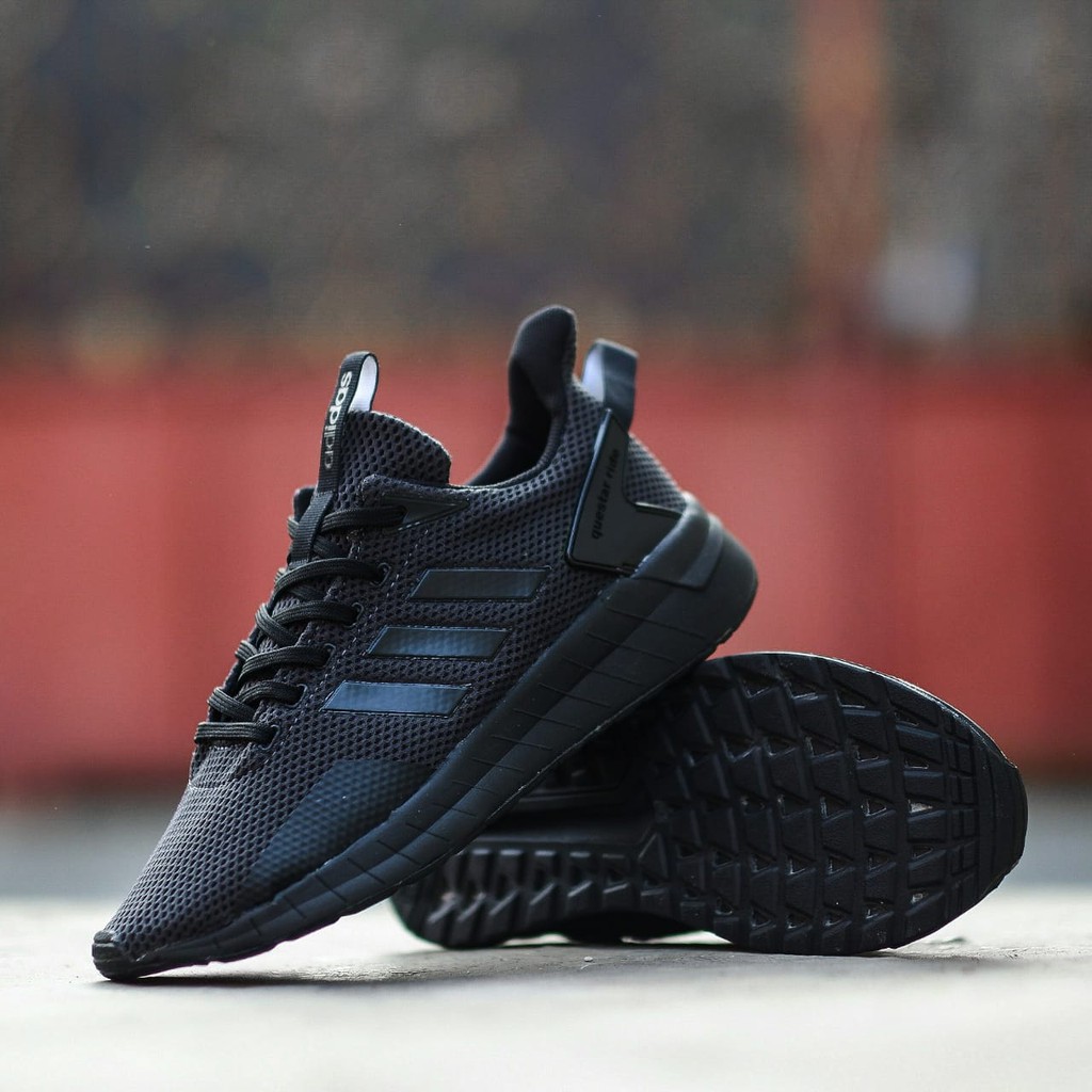 Adidas questar ride original 2025