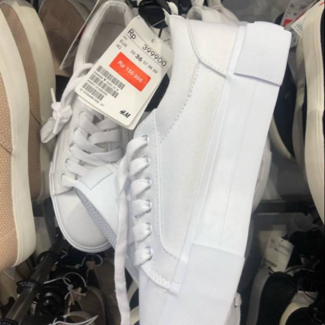 Sepatu on sale sneakers h&m