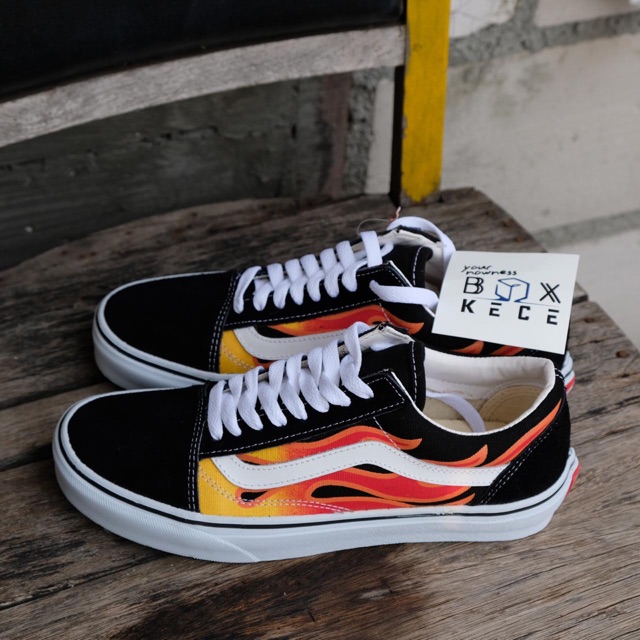 Jual VANS OLD SCHOOL FLAME BLACK WHITE | Shopee Indonesia