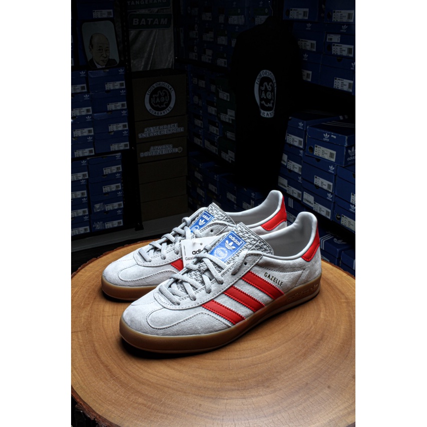 Adidas g27500 store