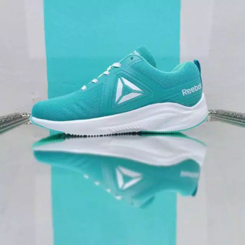 Jual Sepatu Reebok Terlengkap & Harga Terbaru Juni 2026 | Shopee Indonesia