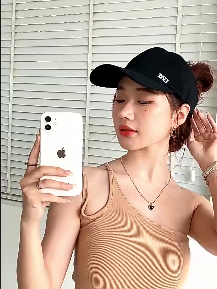Jual BEE ONE - Topi Sport Wanita Topi Fashion Olahraga Korean Style ...