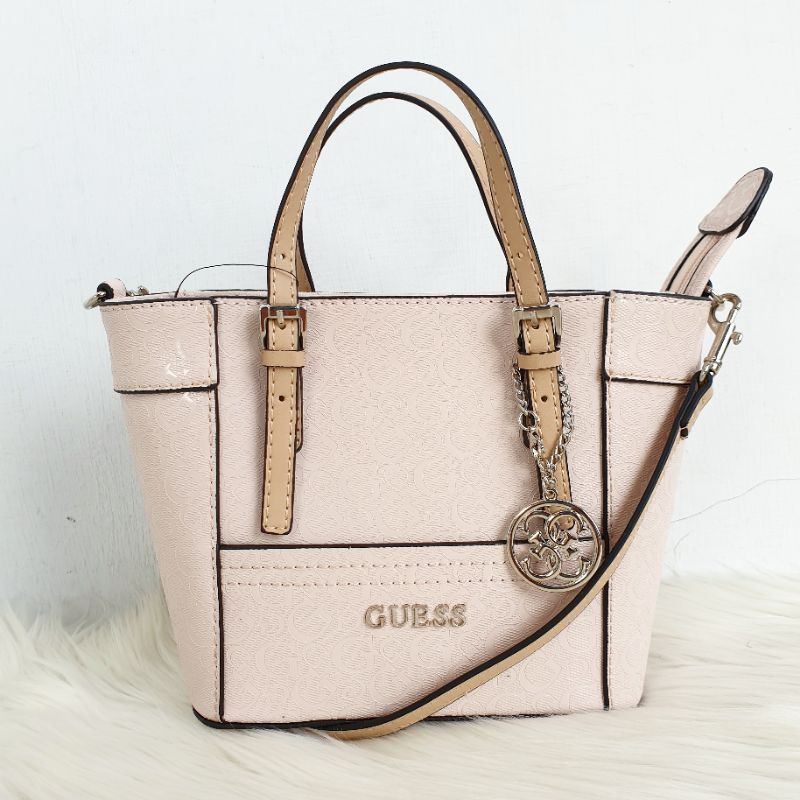 Jual Tas guess delaney mini navy blue,beige,broken white,black