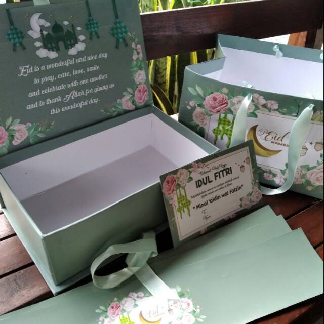 Jual Box hampers lebaran idul fitri hardbox custom 25 x 15 x 8 cm