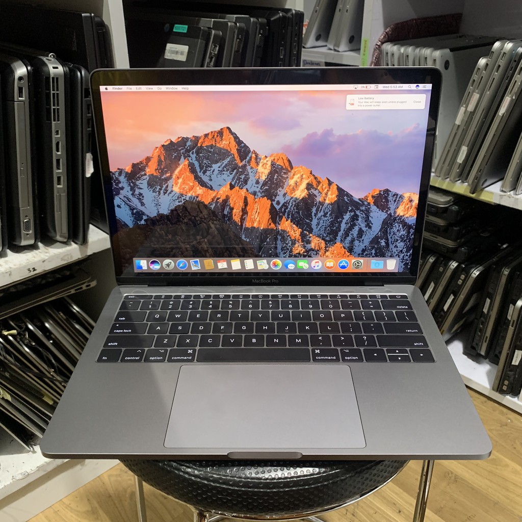 Jual Apple Macbook Pro 2017 Terlengkap & Harga Terbaru Agustus