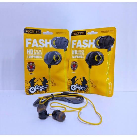 Realme best sale fashion earphones