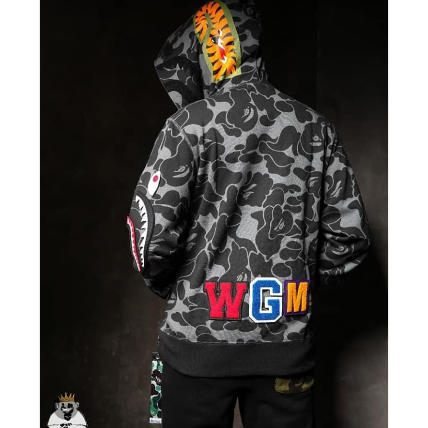 Bape detachable best sale shark hoodie