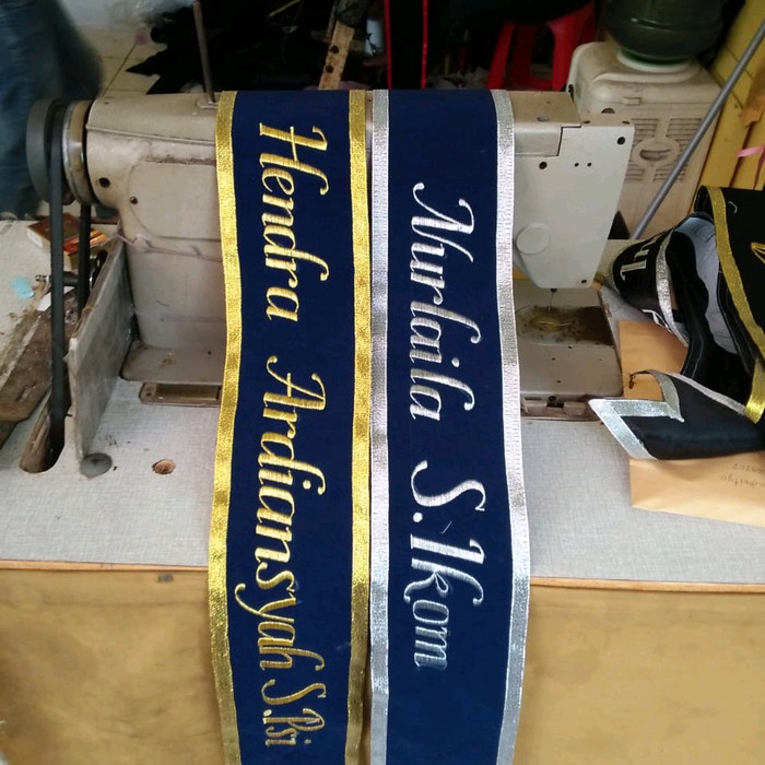 Jual Sash-Selempang- Selempang Wisuda Beludru Warna Biru Dongker- Pita