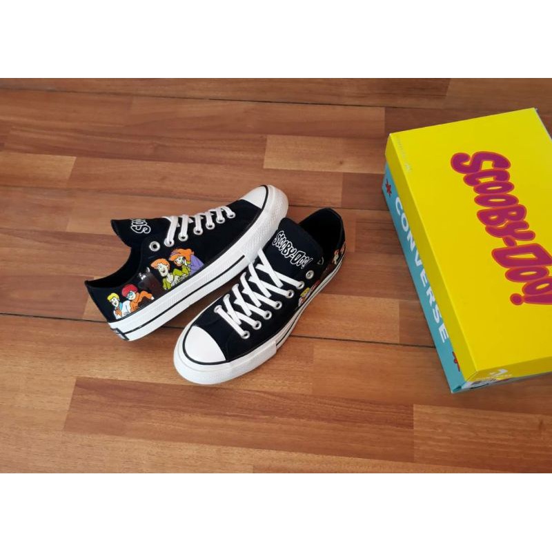 harga sepatu converse original 2021