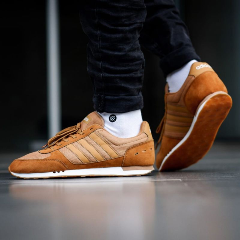 Adidas neo 2024 city racer brown