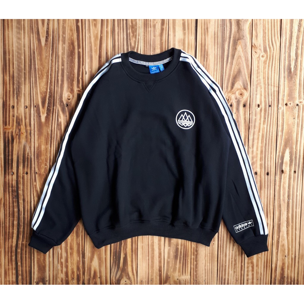 Adidas union cheap spezial crew