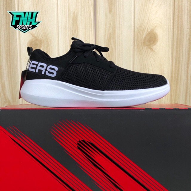 Sepatu skechers go online run