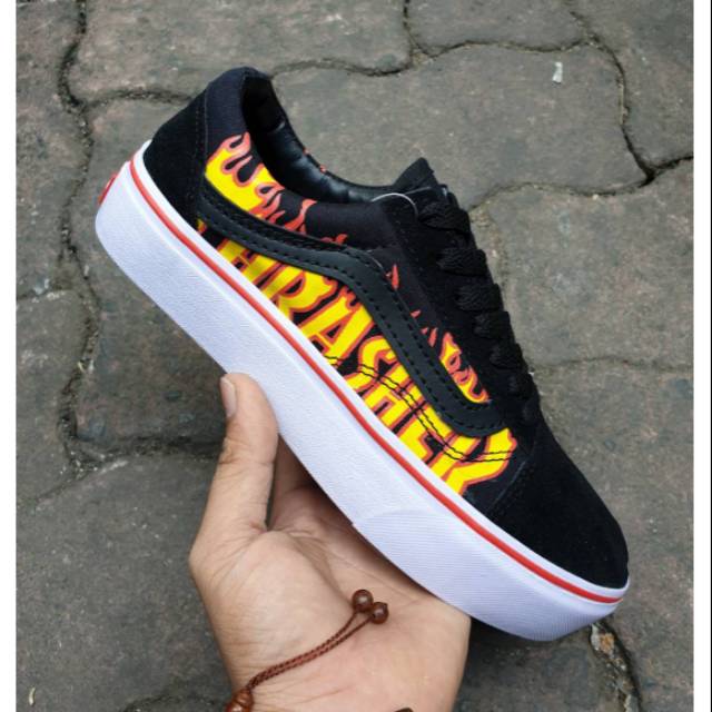 Harga vans thrasher outlet original