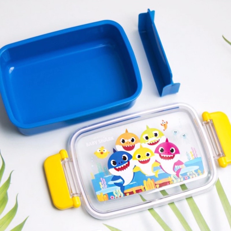 Jual Skater x Pinkfong Baby Shark Antibacterial Lunch Box (made in ...