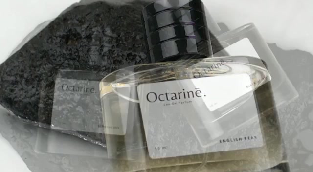 Jual Octarine - Berkarrat Red Parfum Unisex Aroma Woody Amber | Shopee ...