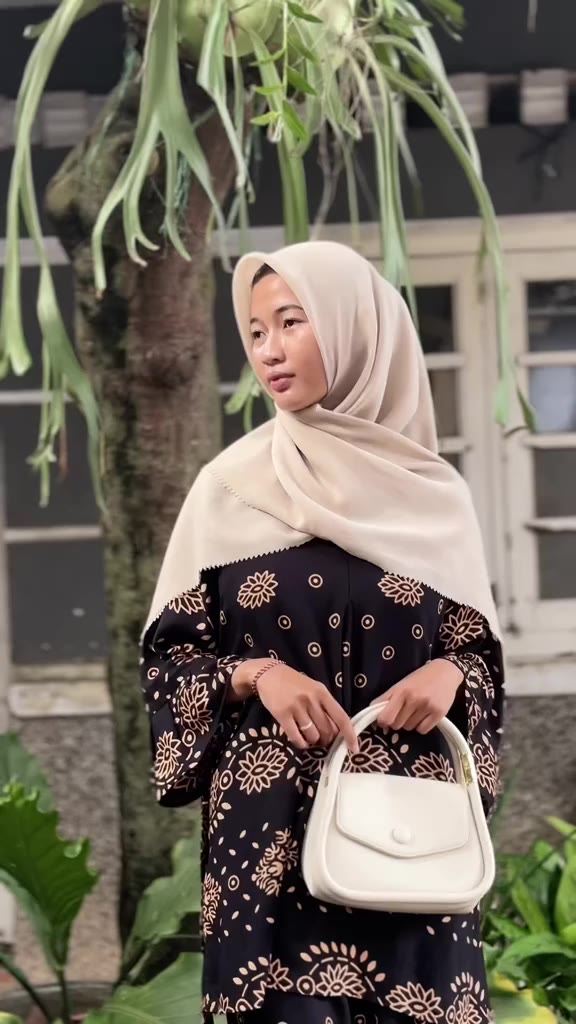 One Set Rayon Evelyn Series Busui F 2