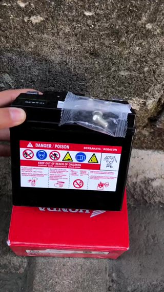 Jual 31500-KZR-602 ACCU BATTERY GTZ6V BEAT SPORTY SCOOPY VARIO AKI AHM