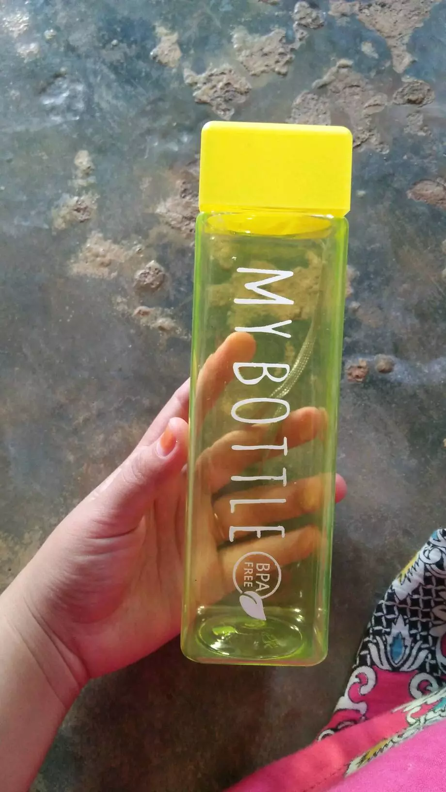 Portabilitas My Bottle Persegi untuk Bekal Sekolah Kantor dan Olahraga